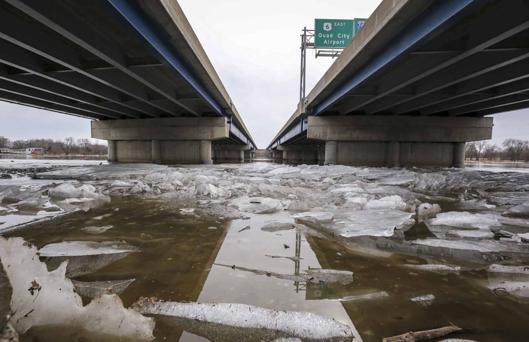 022118-ROCK-RIVER-FLOOD-001